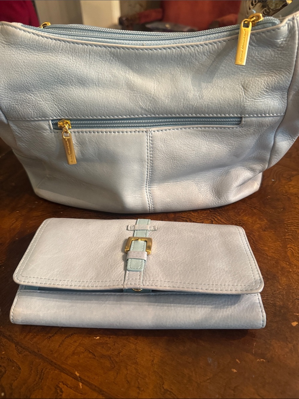 Vintage Worthington Light Blue Leather Shoulder Bag and Wallet Set